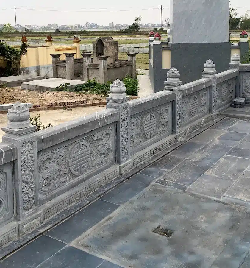 Hàng rào đá kiên cố