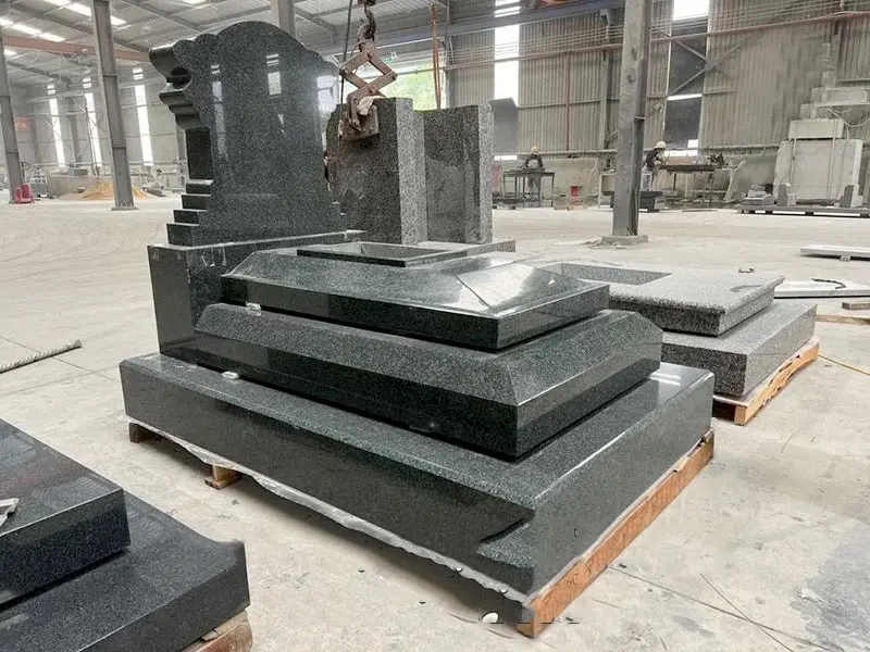 Thi công lăng mộ đá